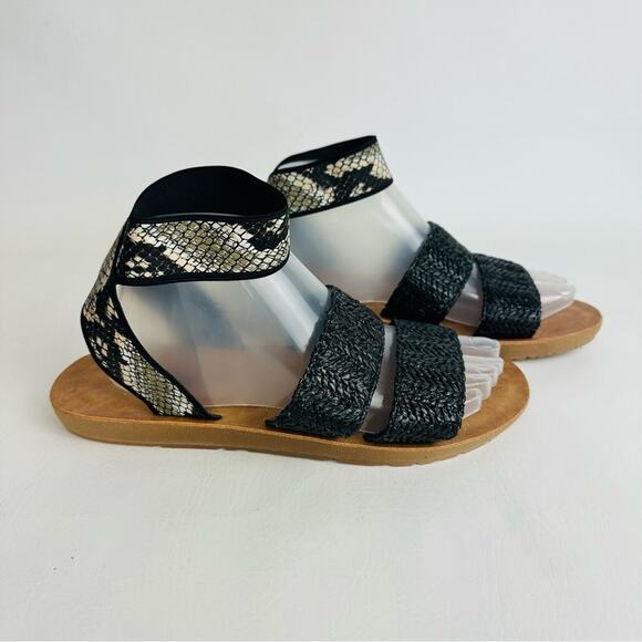 Mukluks Womens Ankle Strap Sandals Snake Skin Flats Black Shoes Size 10 - Picture 6 of 9